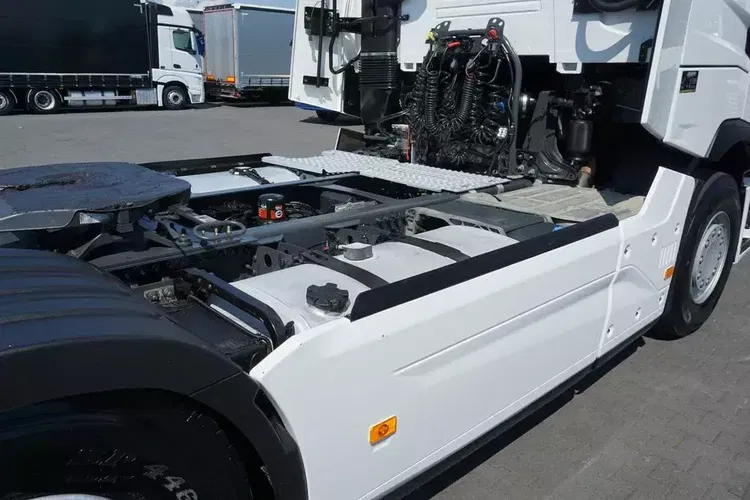Renault / T 480 / EURO 6 / ACC / HIGH CAB / I - PARK COOL zdjęcie 14