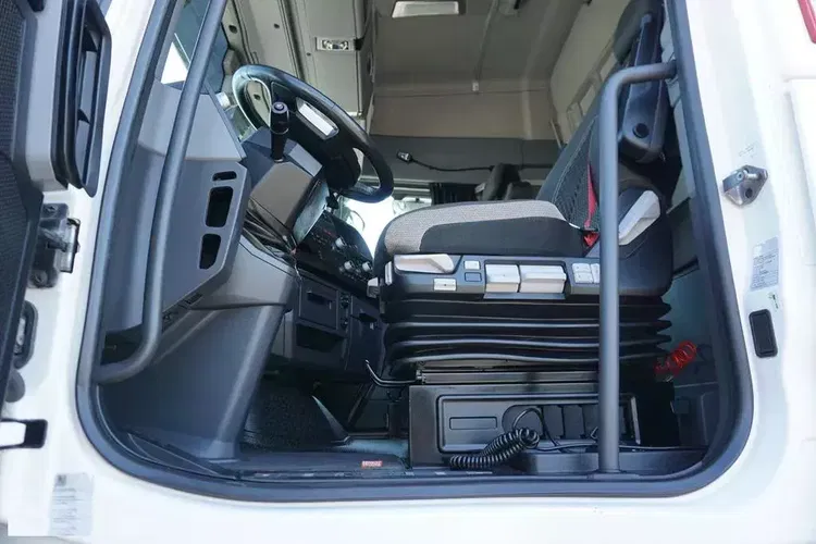 Renault / T 480 / EURO 6 / ACC / HIGH CAB / I - PARK COOL zdjęcie 33