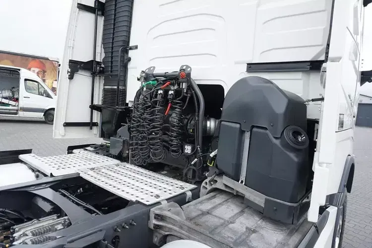 Volvo FH / 460 / I – SAVE / XL / EURO 6 / ACC / I -COOL / NOWY MODEL zdjęcie 31