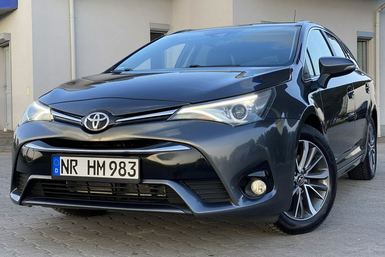 Toyota Avensis +Navi+RADAR+Kamera cofania+Podg. Fotele+System PCS+System LDA zdjęcie 1