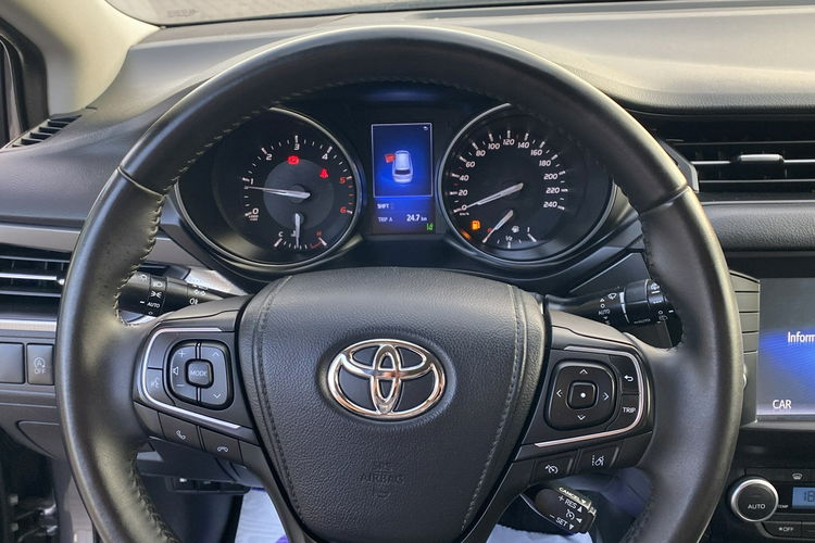 Toyota Avensis +Navi+RADAR+Kamera cofania+Podg. Fotele+System PCS+System LDA zdjęcie 22