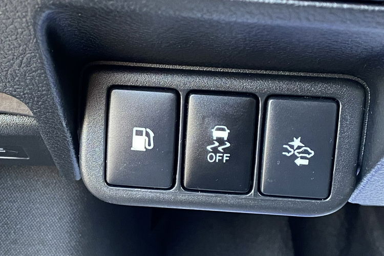 Toyota Avensis +Navi+RADAR+Kamera cofania+Podg. Fotele+System PCS+System LDA zdjęcie 32