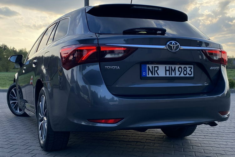 Toyota Avensis +Navi+RADAR+Kamera cofania+Podg. Fotele+System PCS+System LDA zdjęcie 7