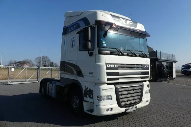 DAF XF 105.460 ATI / MANUAL / SPACE CAB / / STANDARD / zdjęcie 10