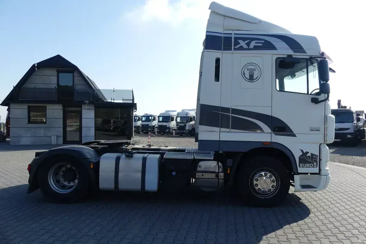 DAF XF 105.460 ATI / MANUAL / SPACE CAB / / STANDARD / zdjęcie 8