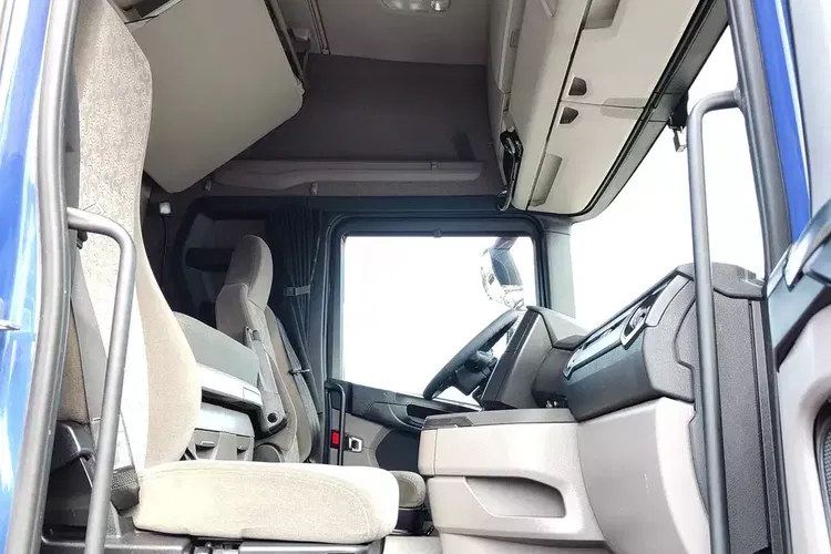 Scania R450 / EURO 6 BEZ EGR / RETARDER / STANDARD / zdjęcie 23