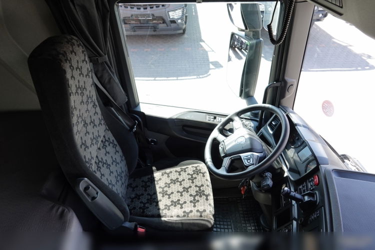 Scania P 280 / 4X2 / SOLÓWKA 18 T DMC / FIRANKA 7.7 M / WECON / WINDA DHOLLANDIA / OPONY 100% / PO KONTRAKCIE SERWISOWYM zdjęcie 36