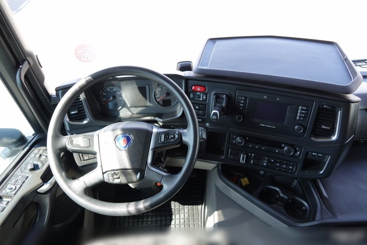 Scania P 280 / 4X2 / SOLÓWKA 18 T DMC / FIRANKA 7.7 M / WECON / WINDA DHOLLANDIA / OPONY 100% / PO KONTRAKCIE SERWISOWYM zdjęcie 38