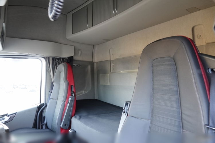 Volvo FH 500 / PUSHER / 3 OSIE / RETARDER / OŚ PODNOSZONA / SKRĘTNA / SPROWADZONY  zdjęcie 28