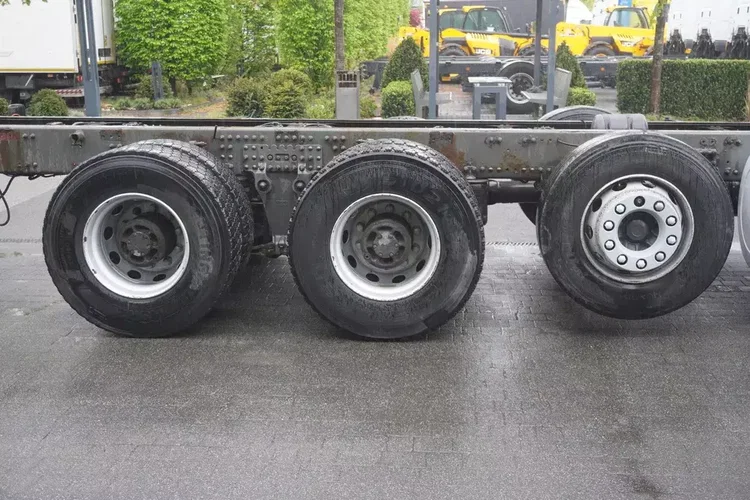 Volvo FH16 750 8×4 / 750 KM / rama 7.2 m zdjęcie 11