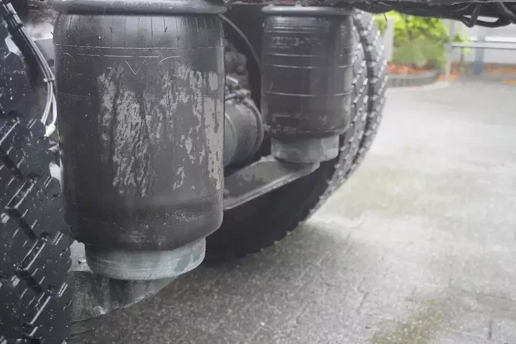 Volvo FH16 750 8×4 / 750 KM / rama 7.2 m zdjęcie 12