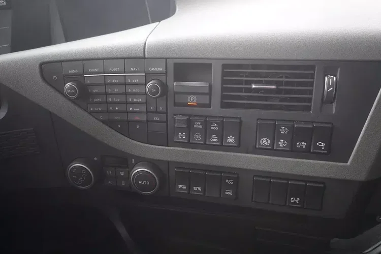 Volvo FH16 750 8×4 / 750 KM / rama 7.2 m zdjęcie 20