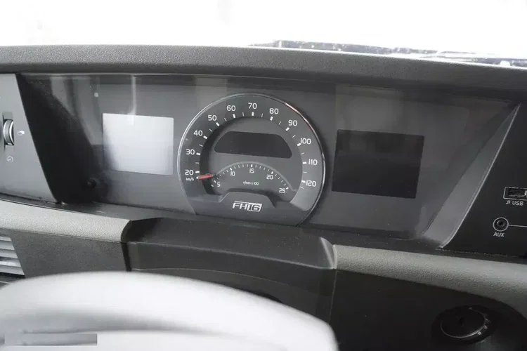 Volvo FH16 750 8×4 / 750 KM / rama 7.2 m zdjęcie 24