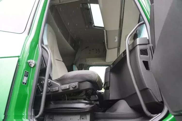 Volvo FH16 750 8×4 / 750 KM / rama 7.2 m zdjęcie 29