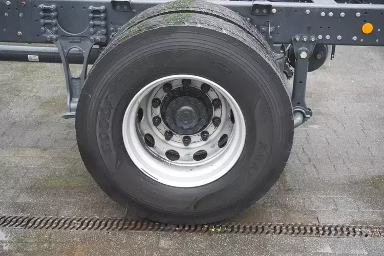 Iveco Eurocargo 190-250L / rama 8.45 m / zdjęcie 15