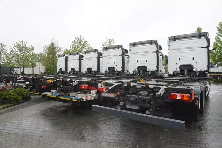 Mercedes Actros 2545 6×2 MP5 / FULL ADR zdjęcie 5