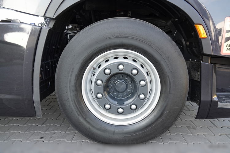 Iveco S-WAY / 530 / RETARDER / KLIMA POSTOJOWA / CAŁA NA PODUSZKACH / OPONY 100% / SPROWADZONY / PO KONTRAKCIE SERWISOWYM  zdjęcie 20