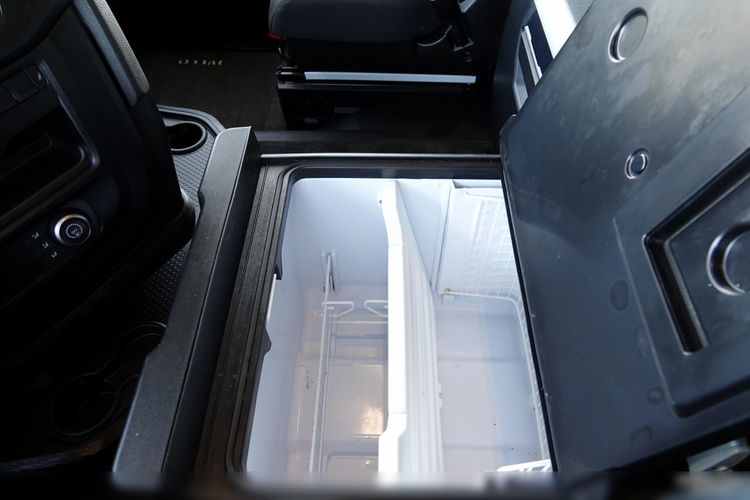 Iveco S-WAY / 530 / RETARDER / KLIMA POSTOJOWA / CAŁA NA PODUSZKACH / OPONY 100% / SPROWADZONY / PO KONTRAKCIE SERWISOWYM  zdjęcie 27