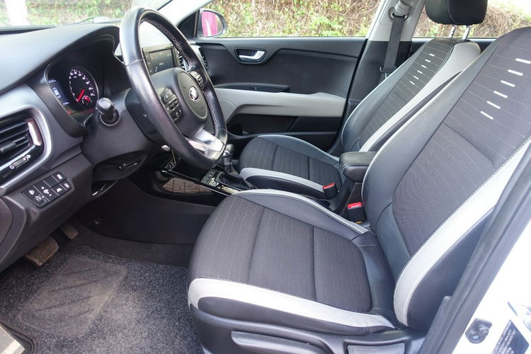 Kia Stonic Rezerwacja Rezerwacja Rezerwacja zdjęcie 7