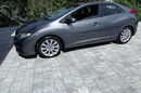 Honda Civic 1.8 V TEC Zadbana Serwisowana z bardzo niskim przebiegiem zdjęcie 2