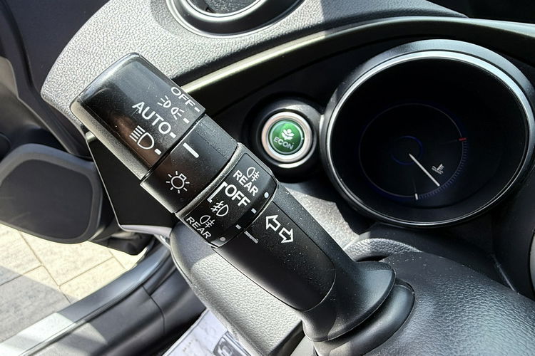 Honda Civic 1.8 V TEC Zadbana Serwisowana z bardzo niskim przebiegiem zdjęcie 22