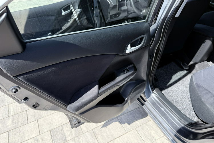 Honda Civic 1.8 V TEC Zadbana Serwisowana z bardzo niskim przebiegiem zdjęcie 7