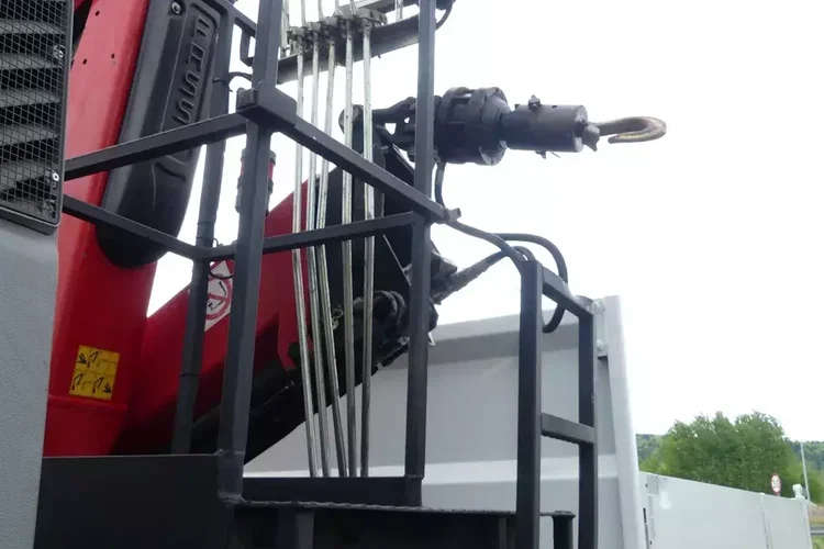 Iveco STRALIS 310 / WYWROTKA + HDS FASSI F130A SKŁADANY W Z / zdjęcie 16