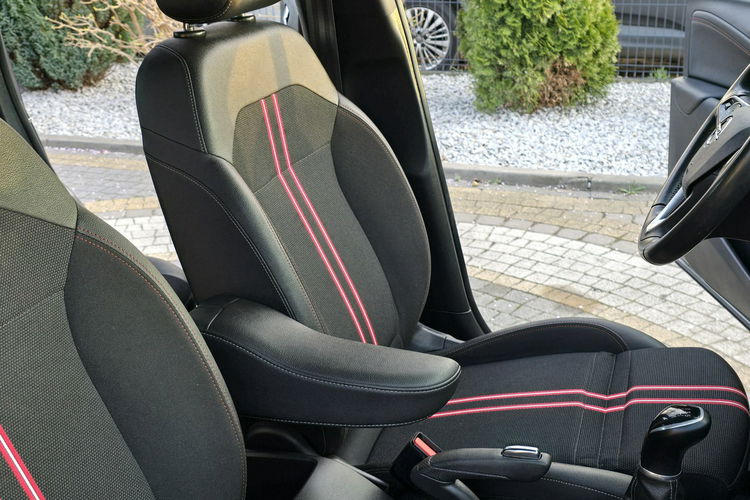 Opel Crossland X 1.2 benzyna zdjęcie 20