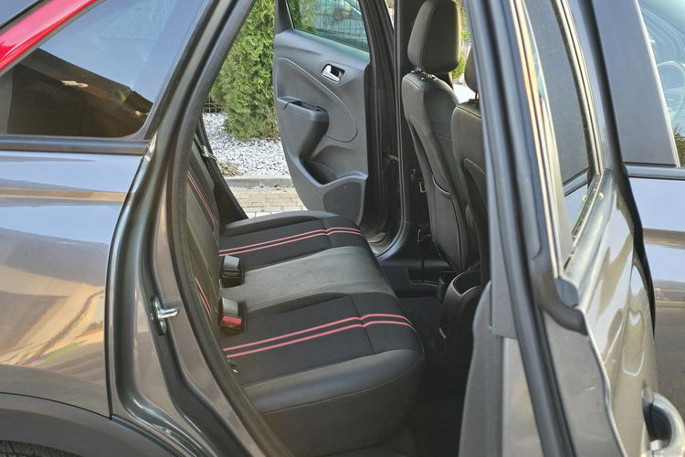 Opel Crossland X 1.2 benzyna zdjęcie 8