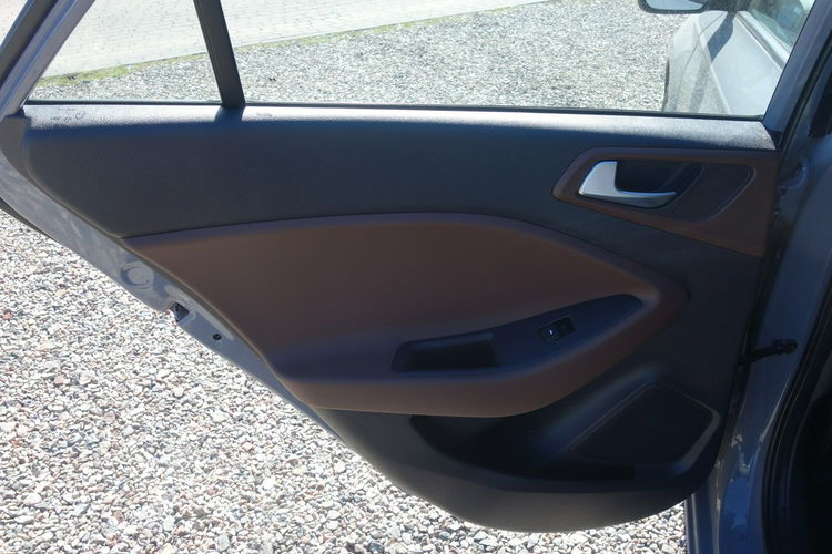 i20 Hyundai I20 2016 1.3 benzyna 84km 50tyś przebiegu klima zadbany zdjęcie 10