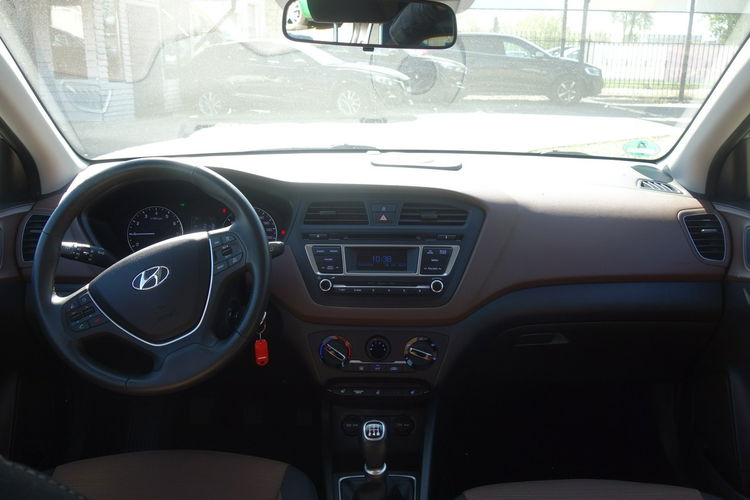 i20 Hyundai I20 2016 1.3 benzyna 84km 50tyś przebiegu klima zadbany zdjęcie 16