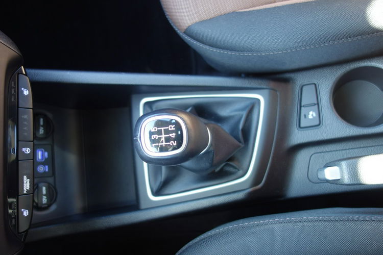 i20 Hyundai I20 2016 1.3 benzyna 84km 50tyś przebiegu klima zadbany zdjęcie 21