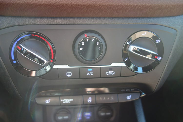 i20 Hyundai I20 2016 1.3 benzyna 84km 50tyś przebiegu klima zadbany zdjęcie 23