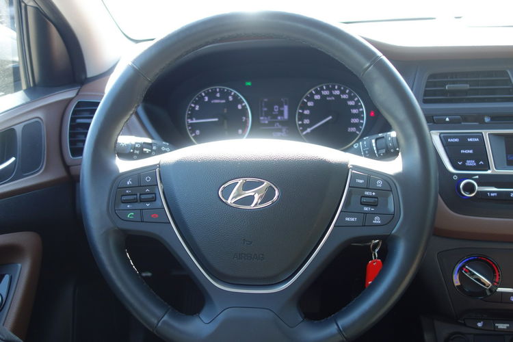i20 Hyundai I20 2016 1.3 benzyna 84km 50tyś przebiegu klima zadbany zdjęcie 25