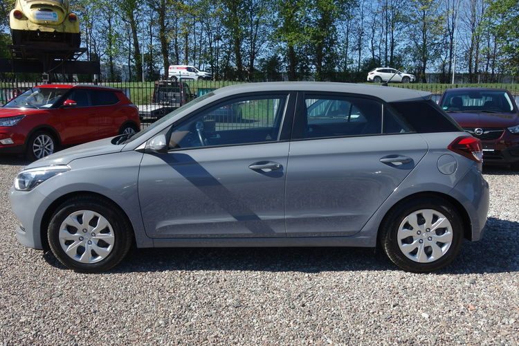 i20 Hyundai I20 2016 1.3 benzyna 84km 50tyś przebiegu klima zadbany zdjęcie 3