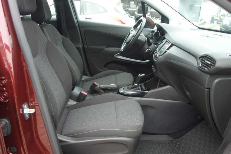 Crossland X Opel Crossland X 2018 1.2 benzyna 110km automat przebieg 25tyś zdjęcie 15
