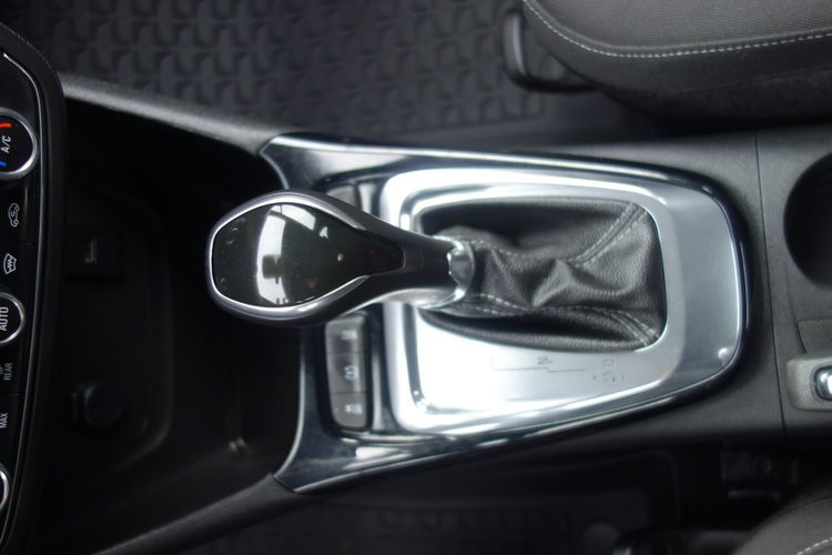 Crossland X Opel Crossland X 2018 1.2 benzyna 110km automat przebieg 25tyś zdjęcie 24