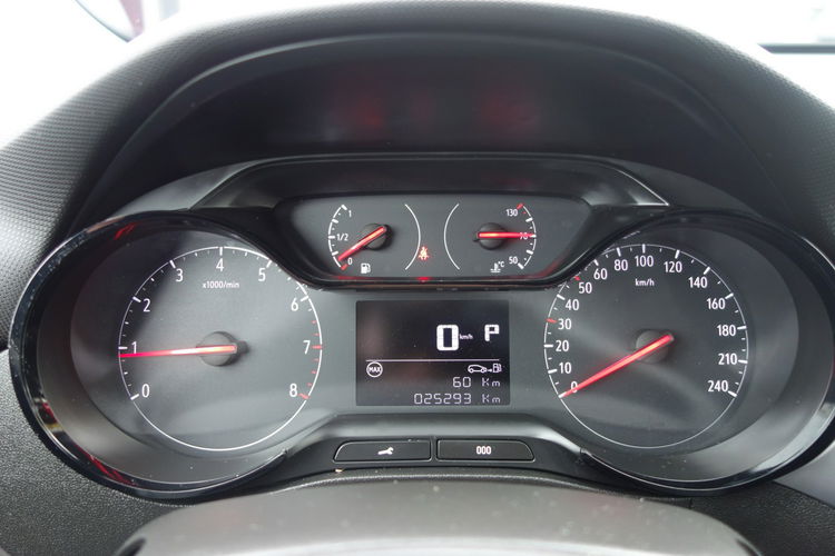 Crossland X Opel Crossland X 2018 1.2 benzyna 110km automat przebieg 25tyś zdjęcie 31