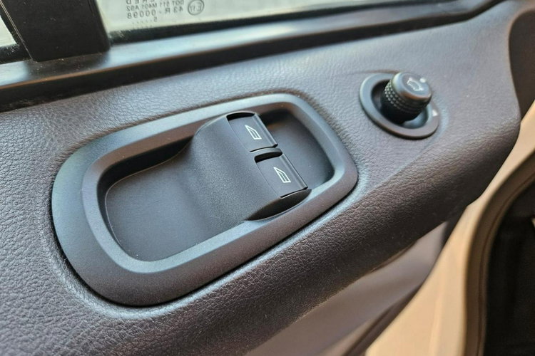 Ford Transit Custom L2 długi bagażnik zdjęcie 22