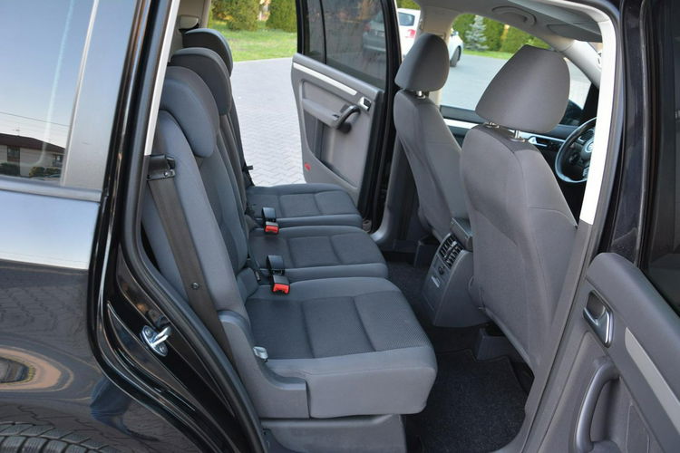 Volkswagen Touran Bi-xenon Ledy Navi 2xParktronik Park Assist I Właśc. zdjęcie 18