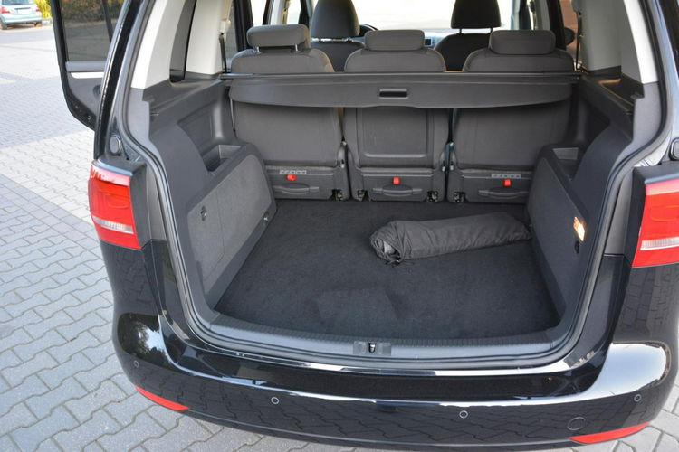 Volkswagen Touran Bi-xenon Ledy Navi 2xParktronik Park Assist I Właśc. zdjęcie 31