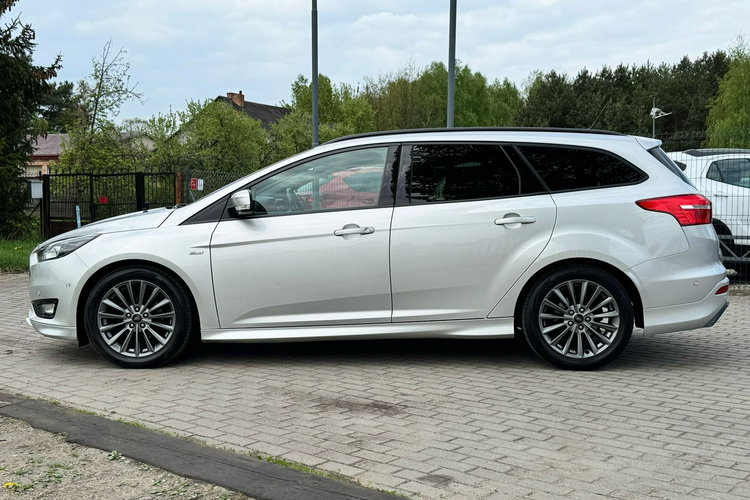 Ford Focus Benzyna Gwarancja ST-Line zdjęcie 14