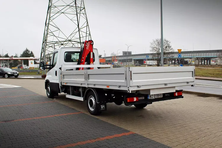 Iveco Daily 35S18 skrzynia otwarta + HDS / Żuraw Fassi M30A.12 zdjęcie 15