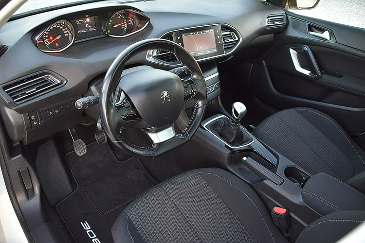 Peugeot 308 1.6Hdi 120Km Led Navi Panorama Gwarancja zdjęcie 5