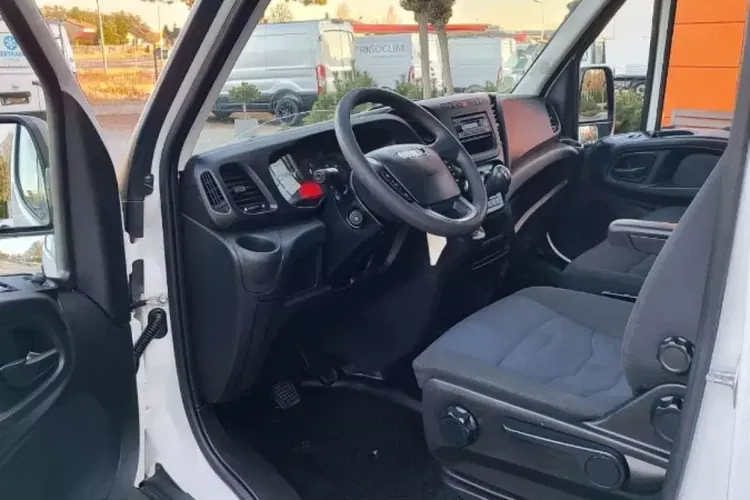Iveco Daily zdjęcie 9