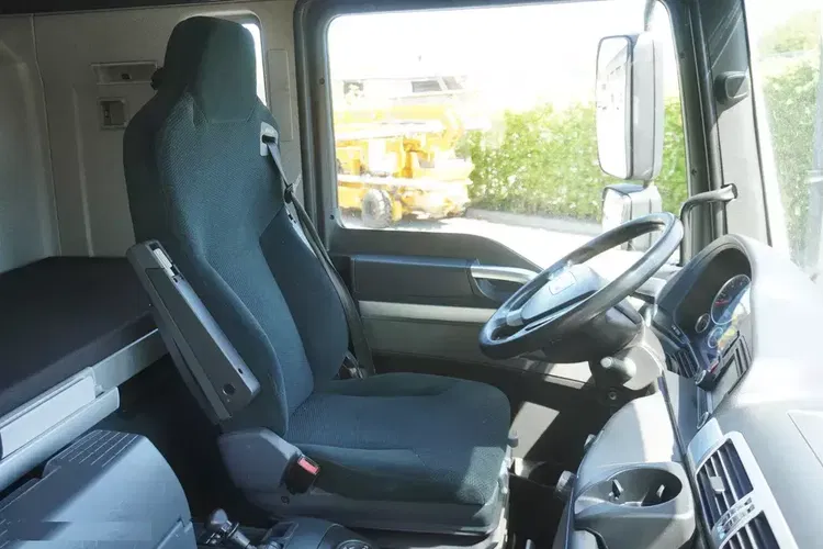 MAN TGM 18.340 / burtowy 18 EPAL / kab. sypialna zdjęcie 28