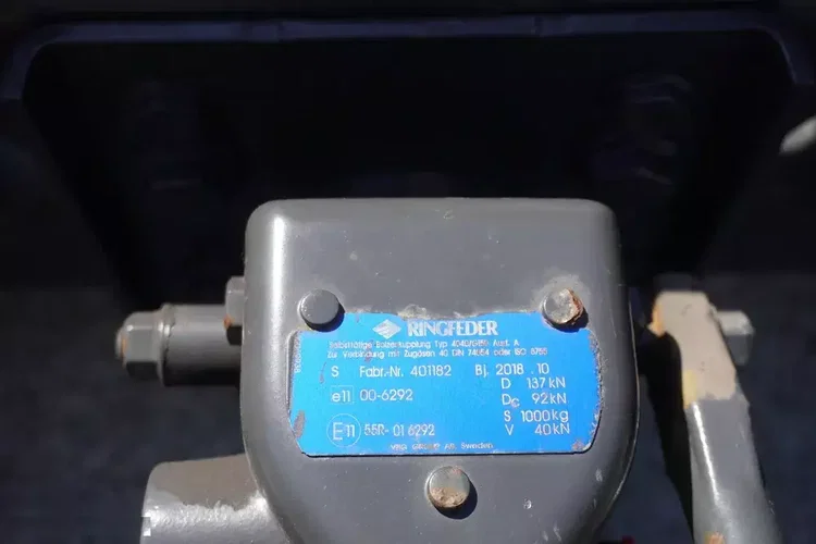 Mercedes Actros 2542 / Kabina Gigasalonka / BDF / 190 tys. km zdjęcie 10