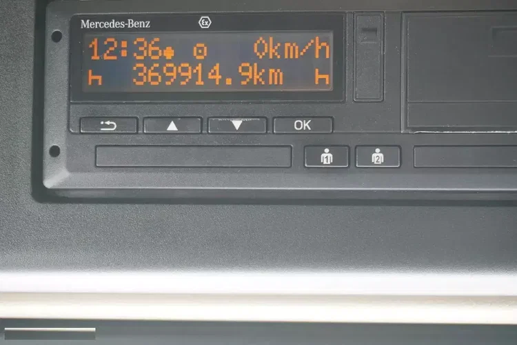 Mercedes Actros 2545 6×2 MP5 / FULL ADR / 12 sztuk zdjęcie 18