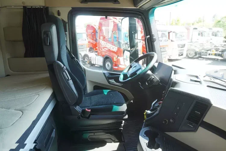 Mercedes Actros 2545 6×2 MP5 / FULL ADR / 12 sztuk zdjęcie 27