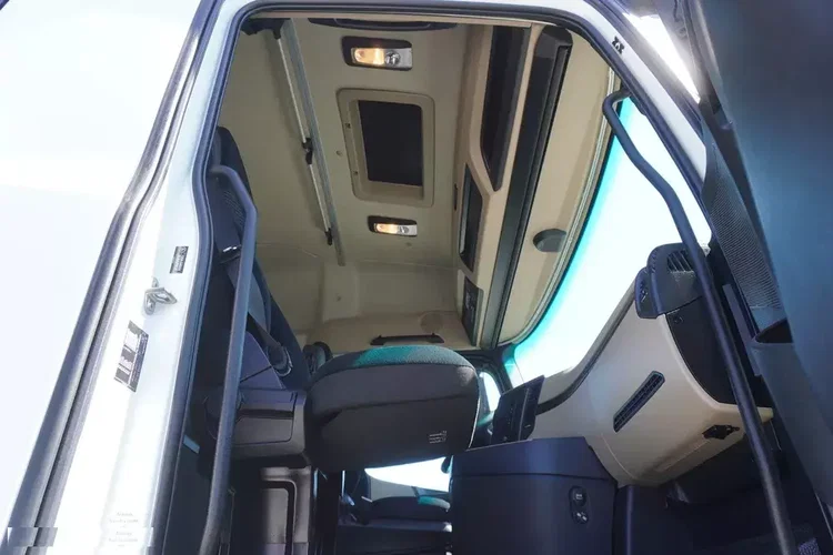 Mercedes Actros 2545 6×2 MP5 / FULL ADR / 12 sztuk zdjęcie 30